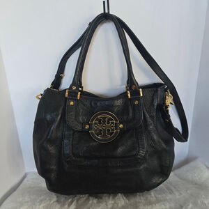 Women's Tory Burch Amanda Classic Hobo Black Pebbled Leather Crossbody Bag